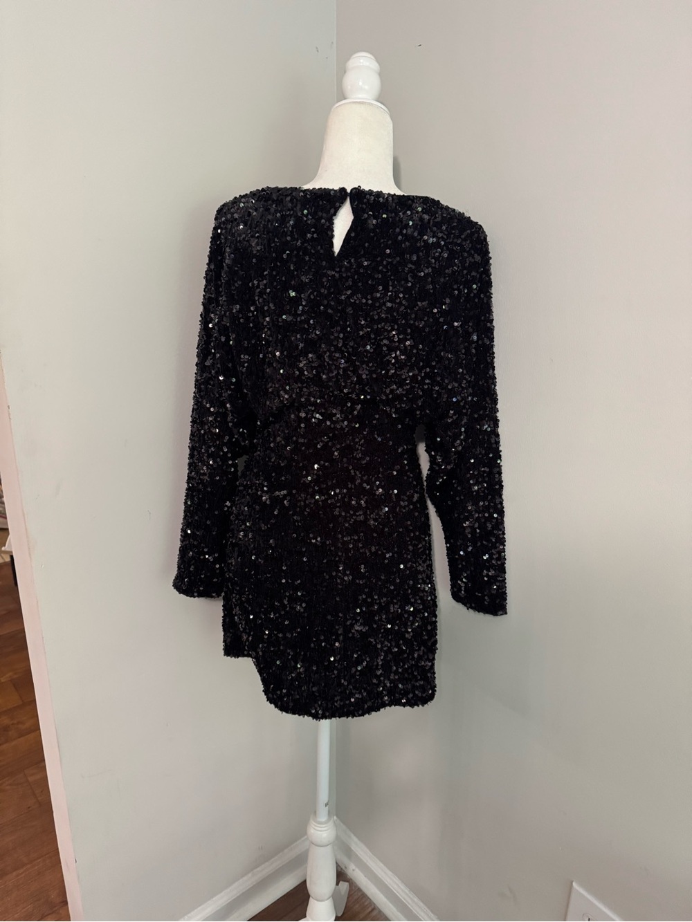 MNG Mango Black Sequin Cocktail Dress Size 4 Dolman Sleeve Party Mini Dress - Picture 4 of 9